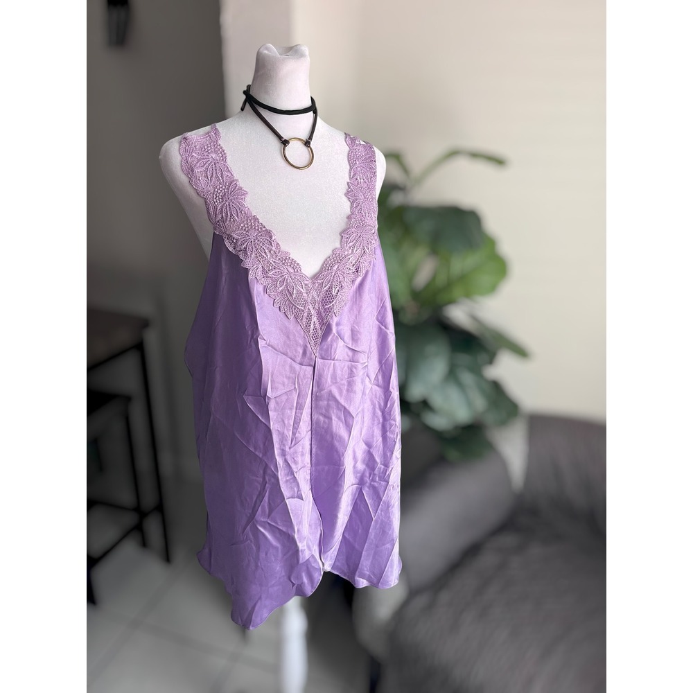 Delta Burke Collection 1X V-Neck Lace Chemise Nightgown